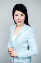 木村佳子氏
